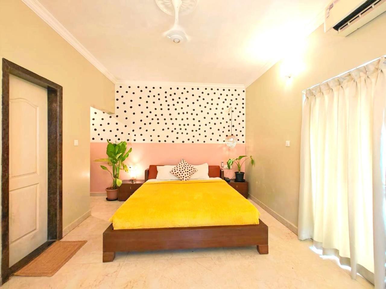 La Ritz Sea View Hotel Old Goa Ngoại thất bức ảnh